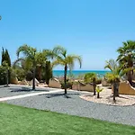 Sea Front Costa Blu By Ezoria Villas