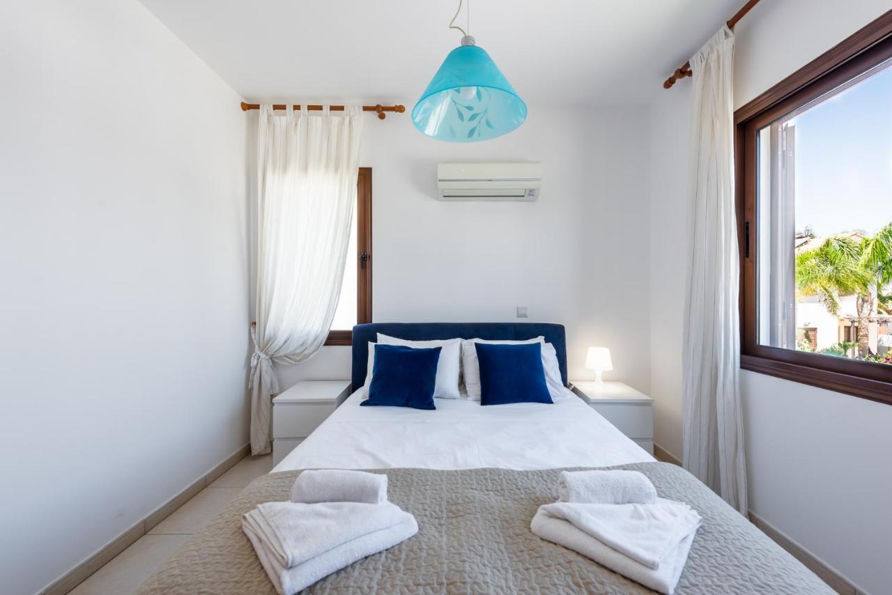 Sea Front Costa Blu By Ezoria Willa *
